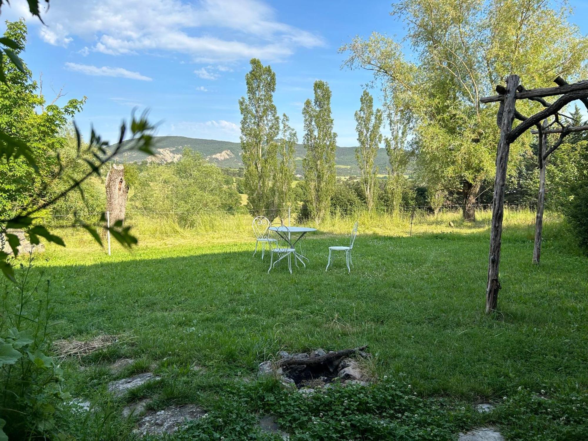Gites Chameyer Rosans Екстериор снимка